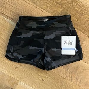 Athleta Girl Record Breaker Shorts-blk camo-XS-NWT